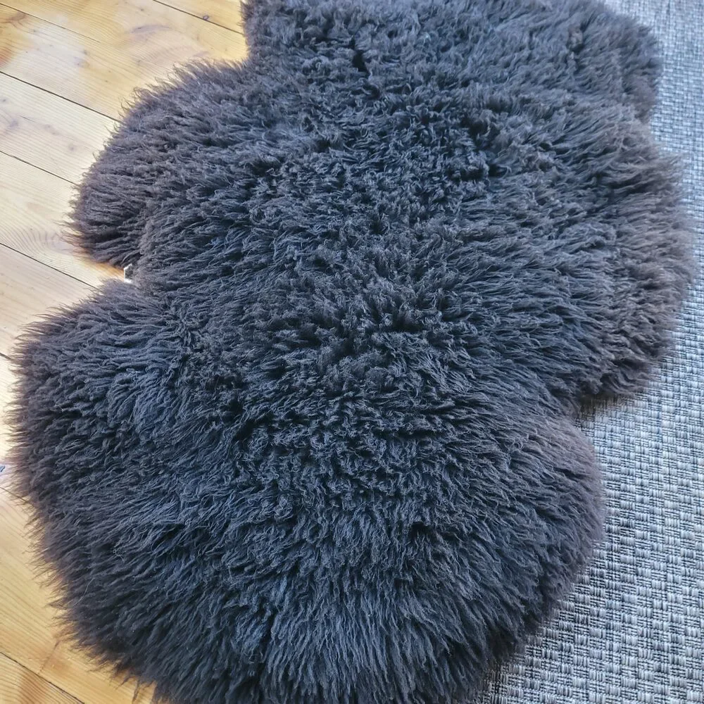 Genuine Swedish Sheepskin Rug Stitched Fixed Silky Wool Pelt Throw 46